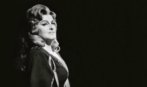 



Birgit Nilsson i rollen som Isolde. Foto: Enar Merkel Rydberg.                                                                                                                                                                                