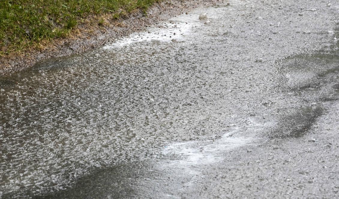 Med lågtrycket minskar brandrisken. Foto: Håkon Mosvold Larsen/NTB/TT-arkivbild