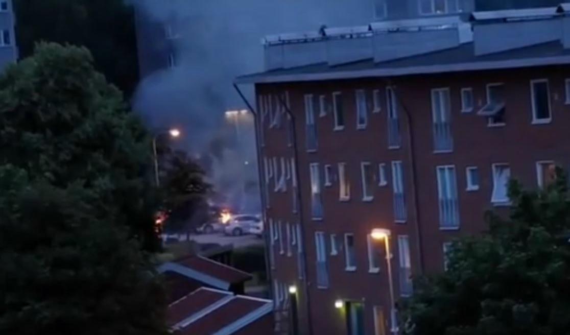 





Foto: Skärmdump från en video på Youtube som filmats av en privatperson                                                                                                                                                                                                                                                                         