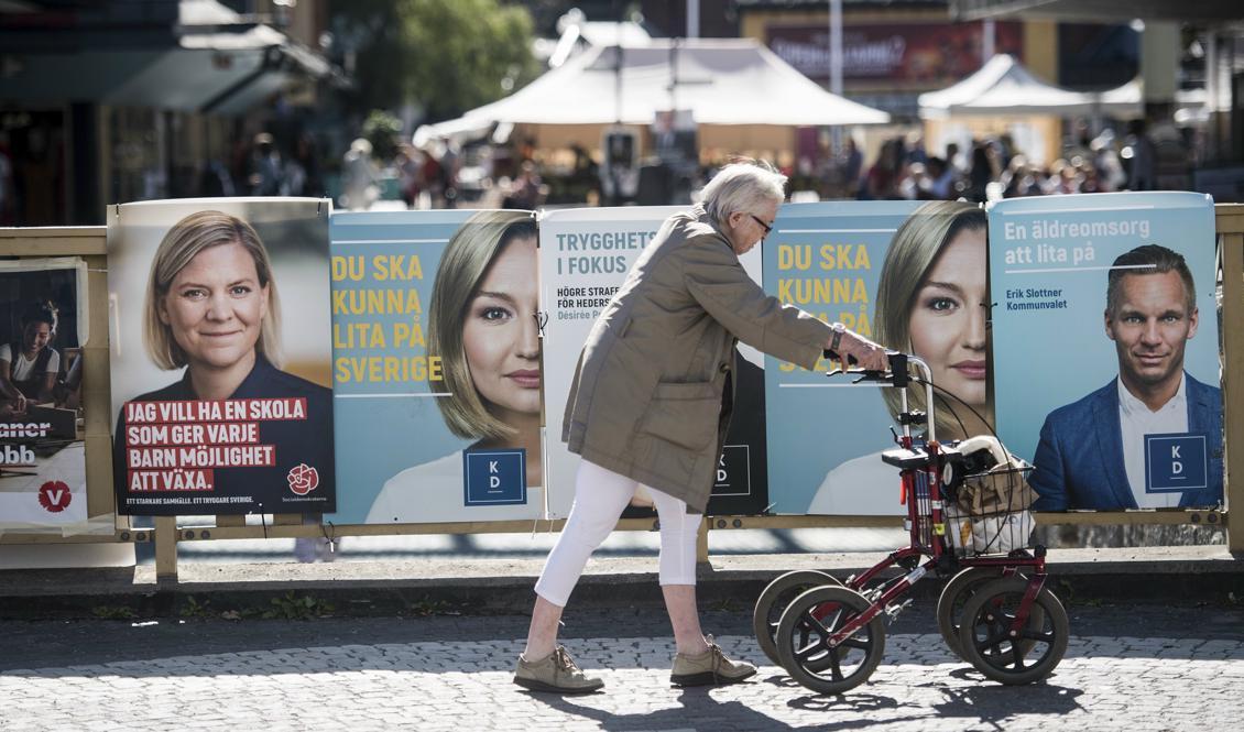 Valaffischer i Vällingby i Stockholm. Foto: Fredrik Sandberg/TT