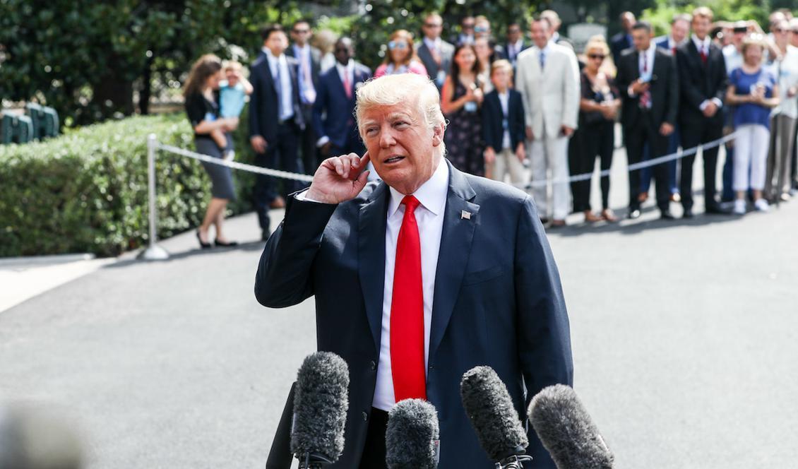 


USA:s president Donald Trump möter reportrar vid Vita huset i augusti 2018. Foto: Samira Bouaou/The Epoch Times. Arkivbild                                                                                                                                    