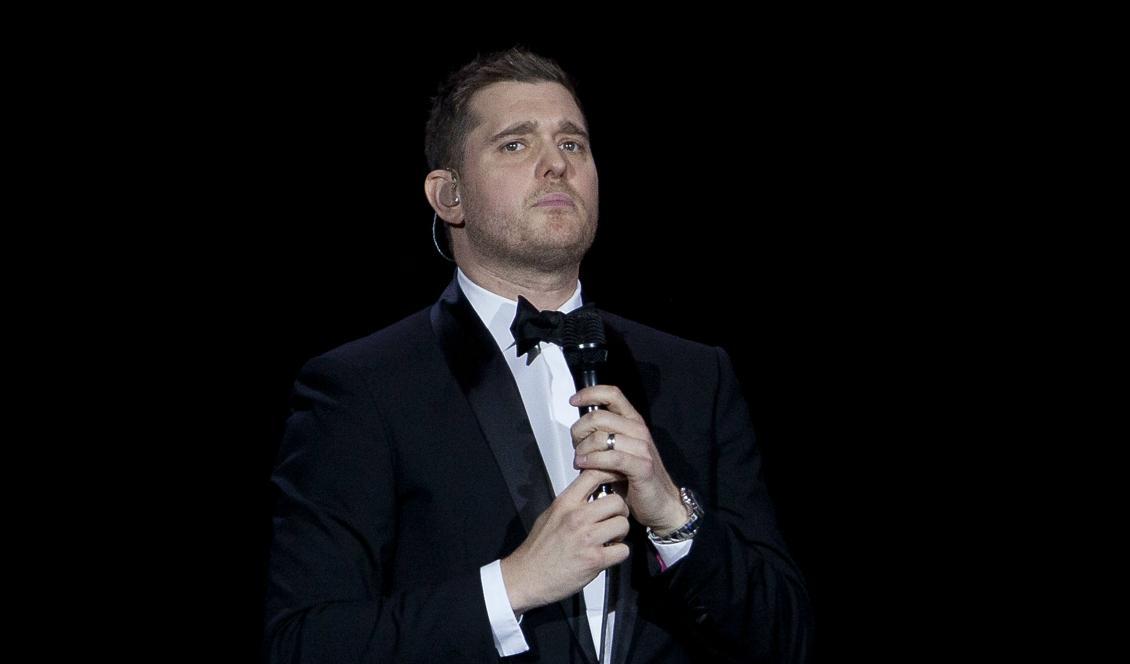 Michael Bublé säger i en intervju att han lägger musikkarriären på hyllan för gott. Foto: Abraham Caro Marin/AP/TT-arkivbild