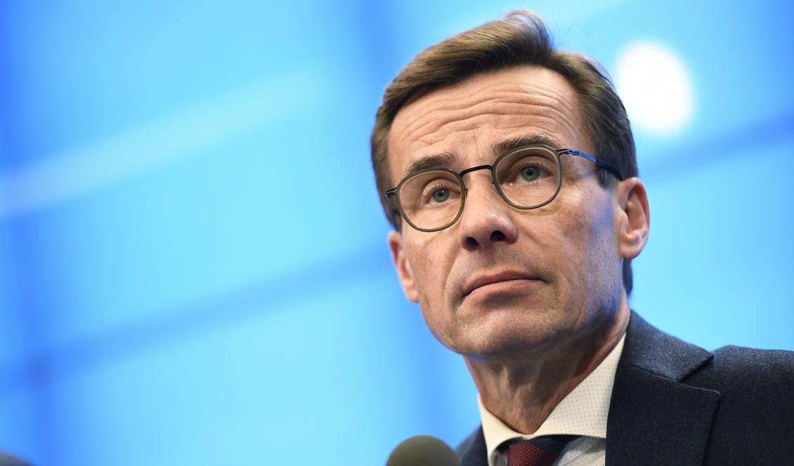 
Tung dag för Moderaternas partiledare Ulf Kristersson. Bild från måndagens pressträff. Foto: Pontus Lundahl/TT                                            