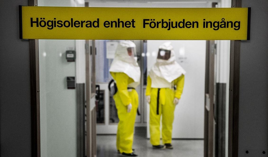 Bilden är tagen vid högisoleringsenheten på Linköpings universitetssjukhus. Foto: Tomas Oneborg/SvD/TT-arkivbild