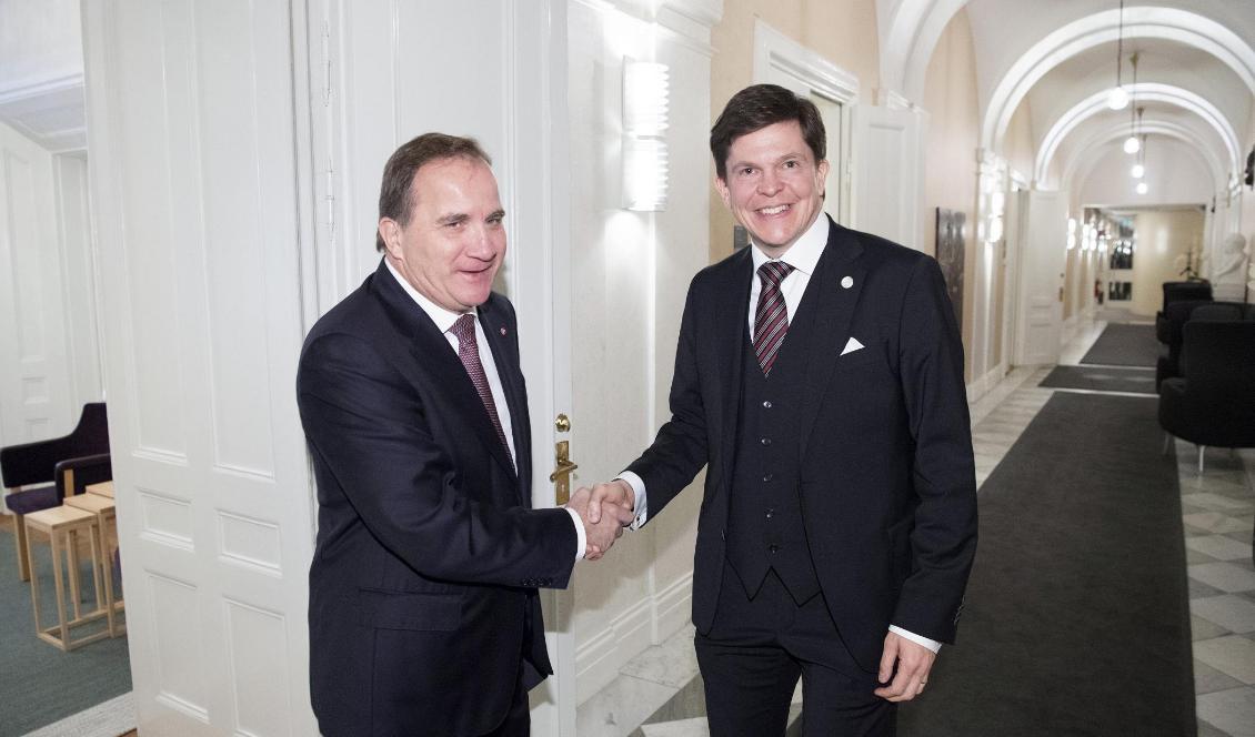 Socialdemokraternas partiledare Stefan Löfven och riksdagens talman Andreas Norlén. Foto: Henrik Montgomery/TT-arkivbild