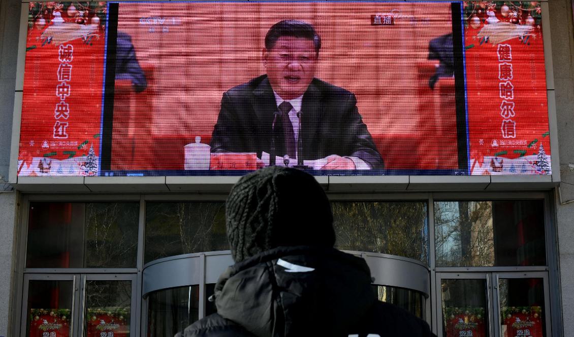 

Kinas ledare Xi Jinping hyllar 40-årsminnet av Kinas historiska ekonomiska öppning i ett tv-sänt tal den 18 december 2018. Foto: Tao Zhang/Getty Images                                                                                                