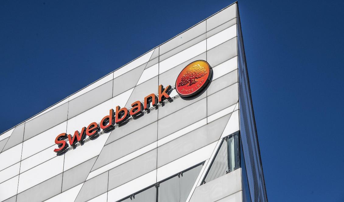 
Swedbankaktien sjunker på börsen efter beskedet om razzian. Foto: Lars Pehrson/SvD/TT-arkivbild                                                