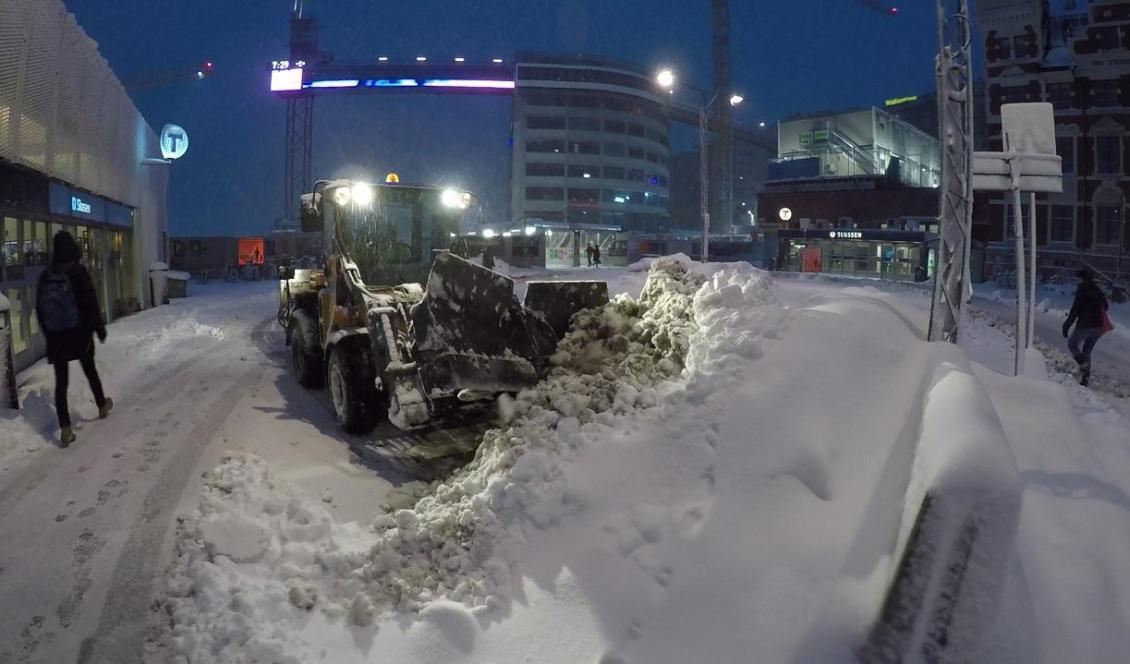 Stockholms stads trafikkontor har granskat fordonens rutter via GPS, och funnit att fordon inte har varit där de ska vara. Foto: Marko Säävälä/TT-arkivbild