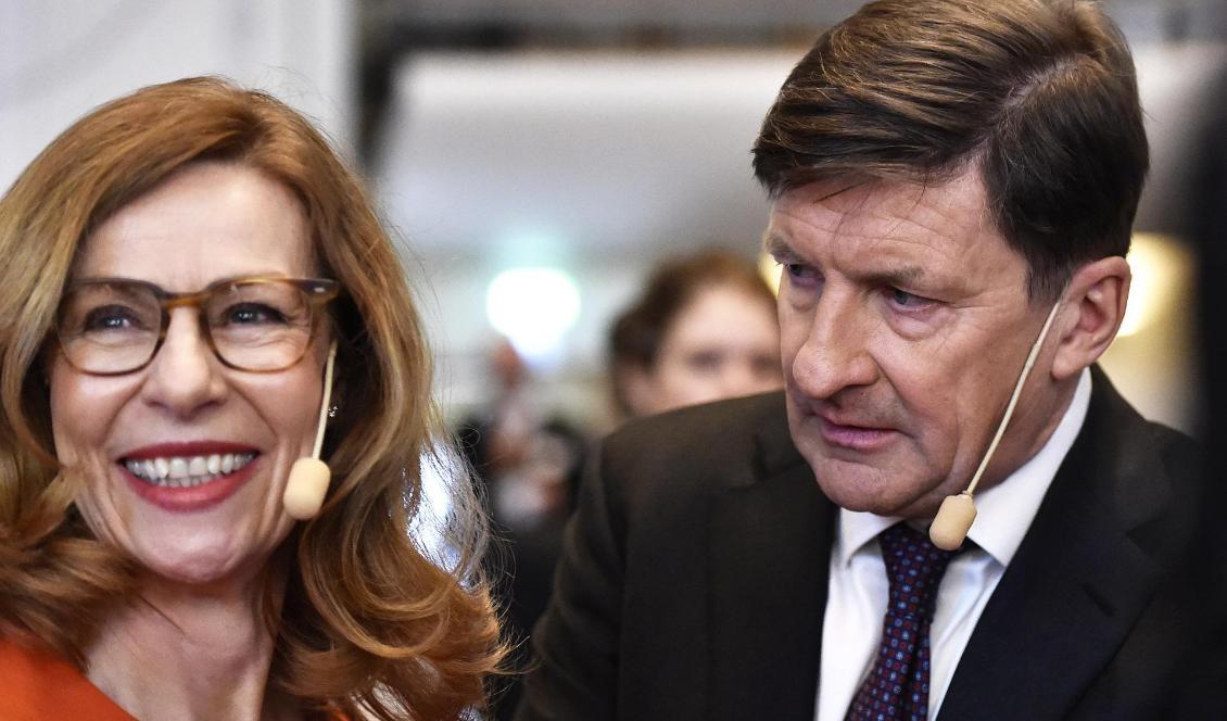 
Swedbanks vd Birgitte Bonnesen och styrelseordförande Lars Idermark inför Swedbanks stämma på Folkets hus i Stockholm 2017. Foto: Noella Johansson/TT-arkivbild                                                