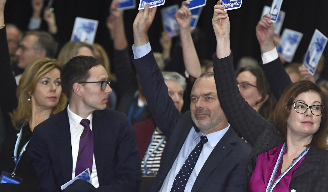 Liberalernas partiråd sade ja till överenskommelsen med S, MP och C och Löfven som statsminister. Foto: Claudio Bresciani/TT