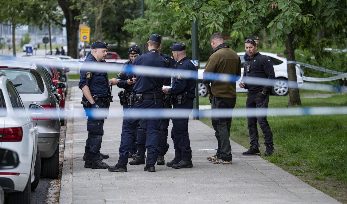 Den senaste tidens våldsamma sprängningar och skjutningar i landet är extremt allvarliga, anser Moderaterna som kräver att regeringen agerar. Foto: Johan Nilsson/TT