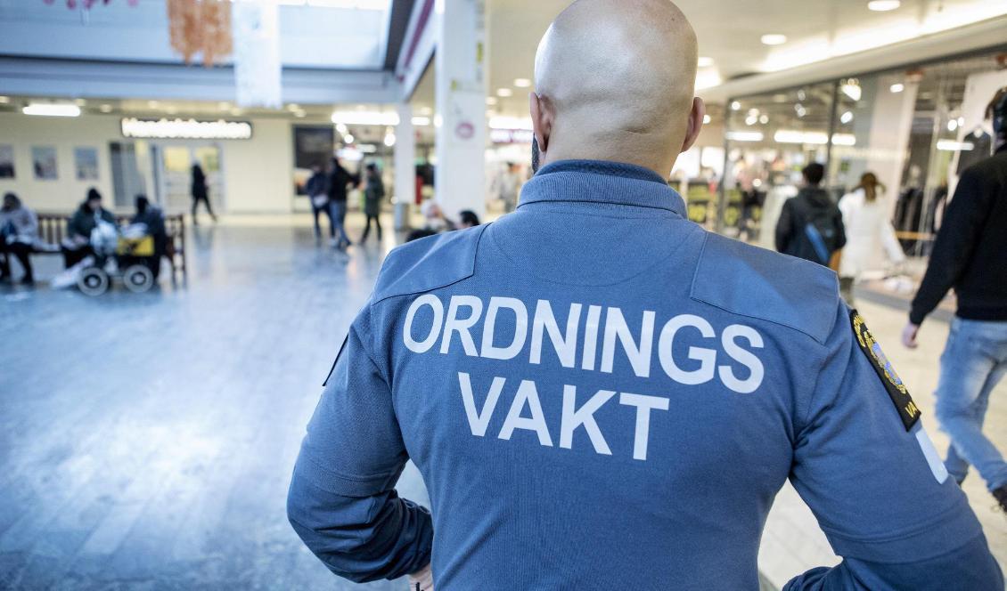 
Fler än 5 000 personer behövs i säkerhetsbranschen de kommande tre åren, enligt branschorganisationen Säkerhetsföretagen. Foto: Christine Olsson/TT-arkivbild                                                