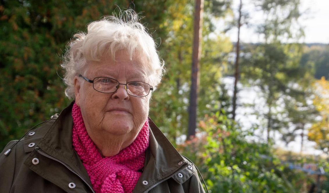 
Solveig Wadelius i Virsbo upptäckte den för landet nya snigelarten i sin trädgård i september. Foto: Kjell Wadelius/TT                                                
