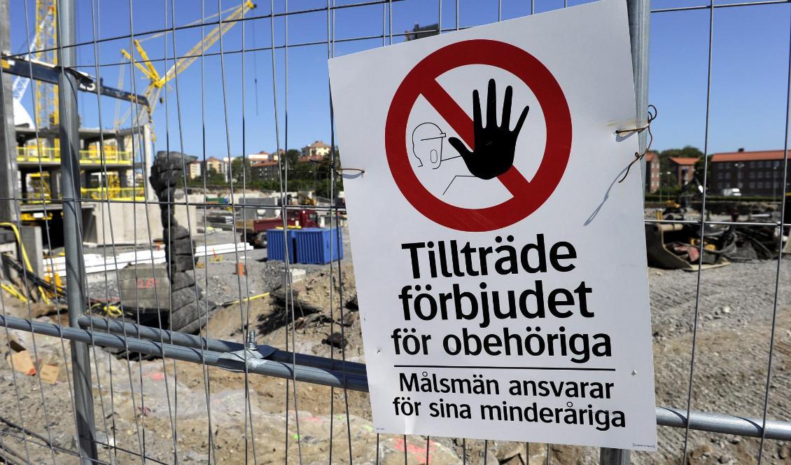 Sprängmedel från bland annat byggen används av kriminella till bomber, men samhällets kontroller brister, enligt flera experter. Janerik Henriksson/TT-arkivbild