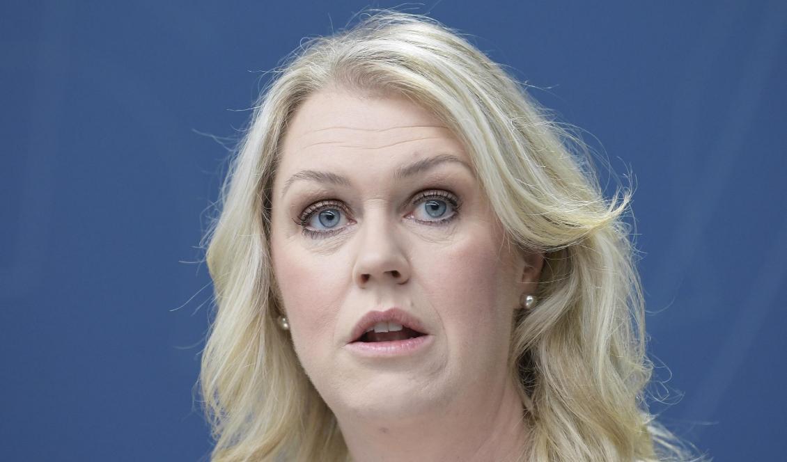 Socialminister Lena Hallengren (S) är i dag i Bryssel för att diskutera coronaviruset med EU:s hälsoministrar. Foto: Janerik Henriksson/TT-arkivbild