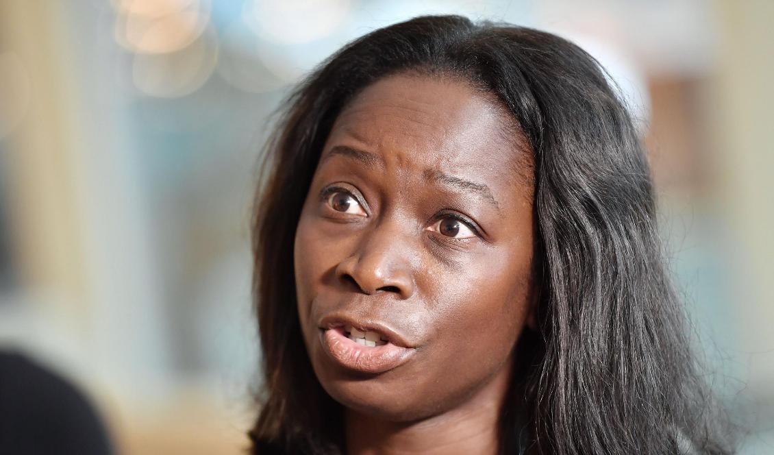 Liberalernas partiledare Nyamko Sabuni vill ge lärare och skolledare bättre verktyg att skapa trygghet och studiero. Foto: Jonas Ekströmer/TT-arkivbild