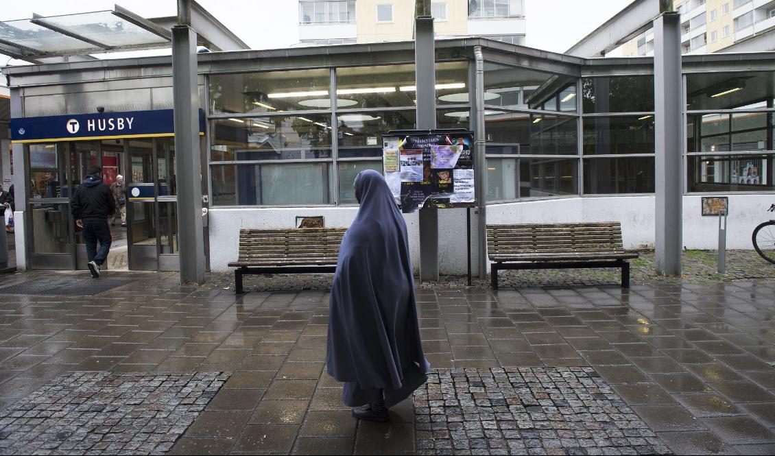 
Samhällets information om coronaviruset missar stora invandrargrupper i Sverige. I Stockholm ska svensksomalier vara överrepresenterade bland de avlidna. Foto: Fredrik Sandberg/TT-arkivbild                                                