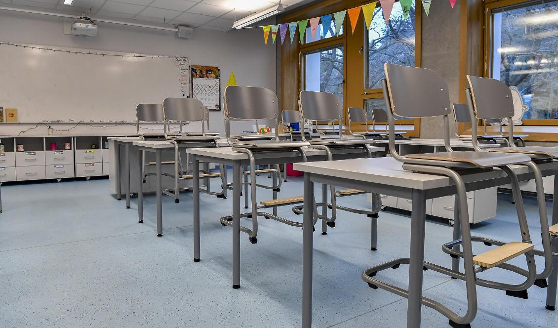 Tomt klassrum. Bilden är inte tagen på Junedalsskolan. Foto: Jonas Ekströmer/TT-arkivbild