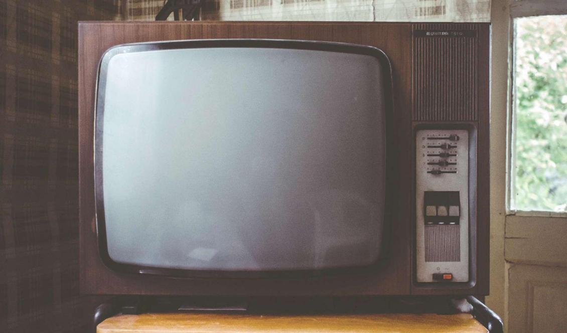 

Hur många som provade att få färg i den svartvita tv:n den 1 april 1962 vet vi inte.                                                                                                