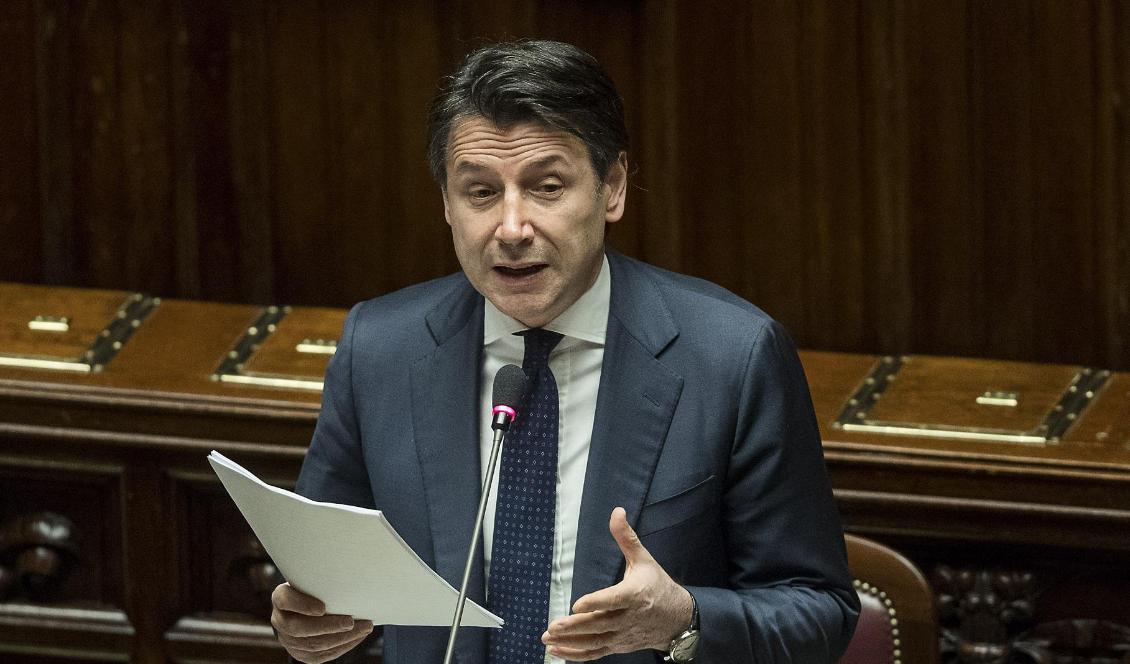 Italiens premiärminister Giuseppe Conte förlänger stängningen av det italienska samhällslivet till den 3 maj. Foto: Roberto Monaldo/AP/TT-arkivbild
