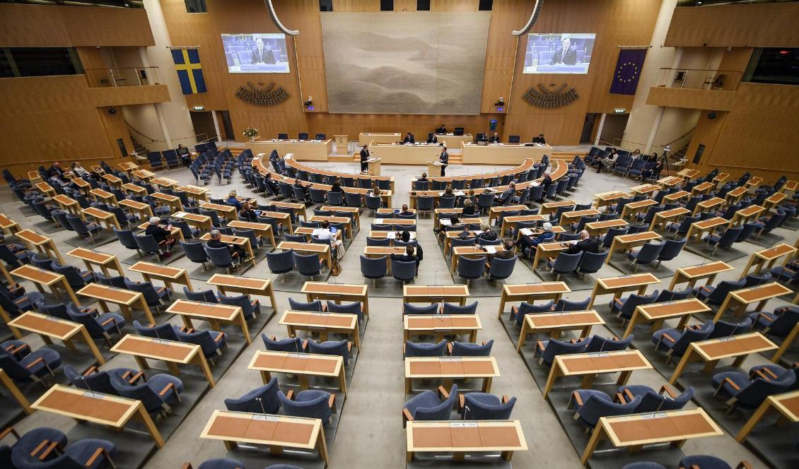 Riksdagen väntas klubba lättnader i a-kassan på onsdagen. Foto: Ali Lorestani/TT-arkivbild