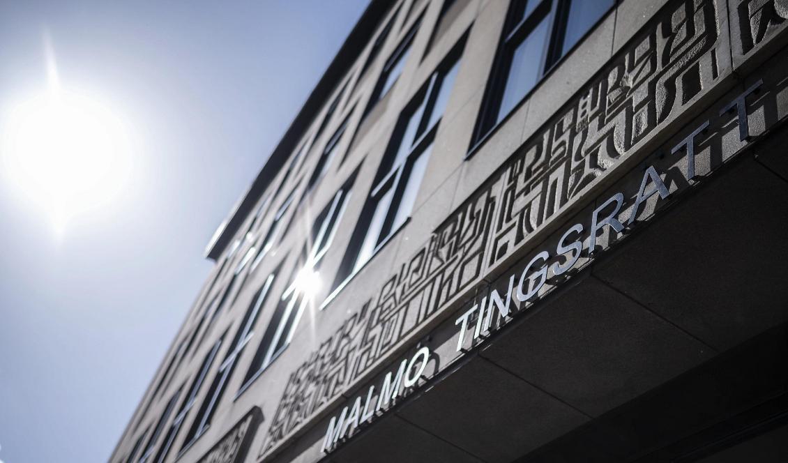 Fyra personer i Malmö är misstänkta för människohandel för sexuella ändamål. I dag beslutar åklagare om de ska begäras häktade i Malmö tingsrätt. Foto: Johan Nilsson/TT-arkivbild