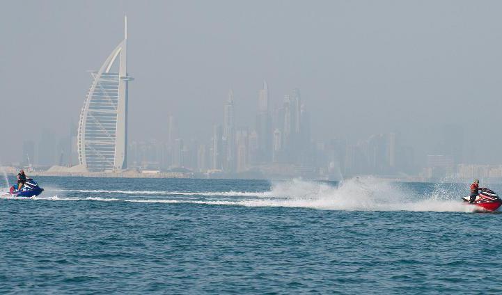 
Nu hälsas turisterna välkomna tillbaka till Dubai. Foto: Jon Gambrell/AP/TT-arkivbild                                            