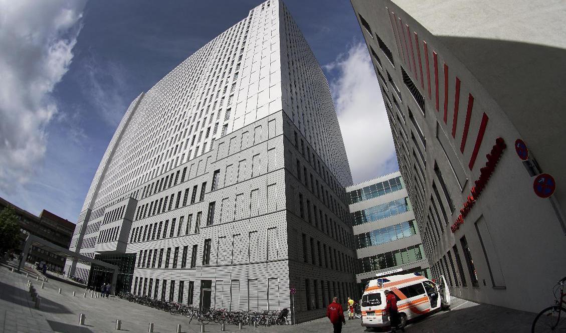 Aleksej Navalnyj vårdas på sjukhus i Berlin. Foto: Michael Sohn/AP/TT