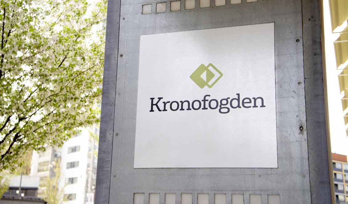 


Nästan 180 islamister som har hamnat hos Kronofogden har skulder som uppgår till 65 miljoner kronor. Foto: Krister Vikström/Kronofogden                                                                                                                                    