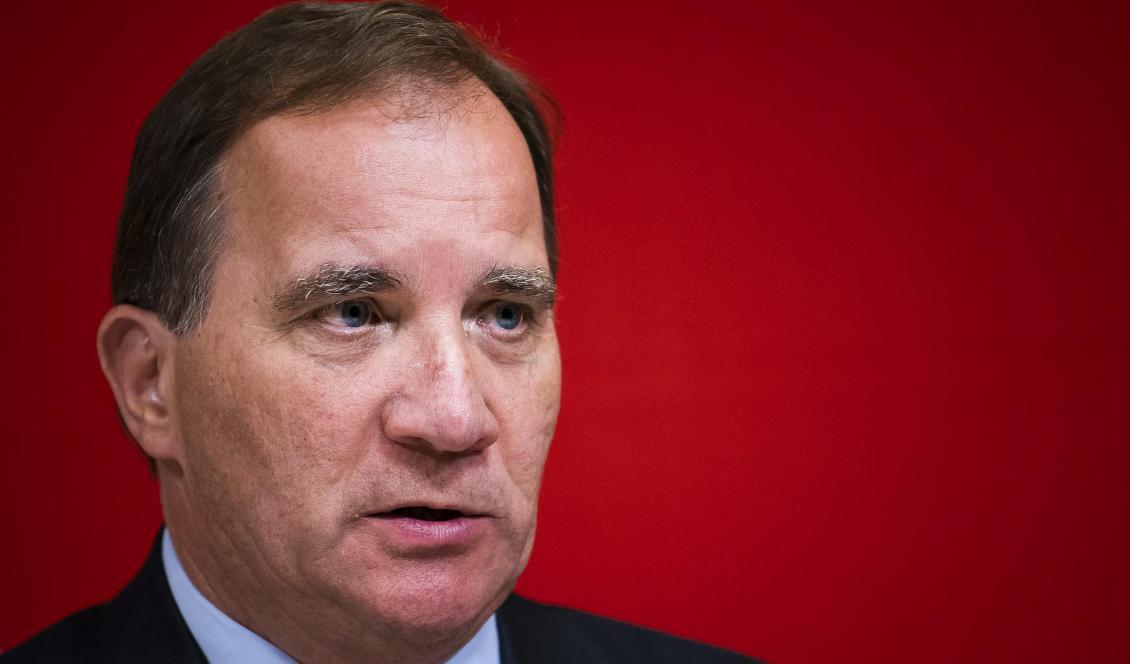 Socialdemokraternas ledare Stefan Löfven håller tal vid partiets högkvarter på Sveavägen i Stockholm den 28 augusti 2018. Foto: Jonathan Nackstrand/AFP via Getty Images