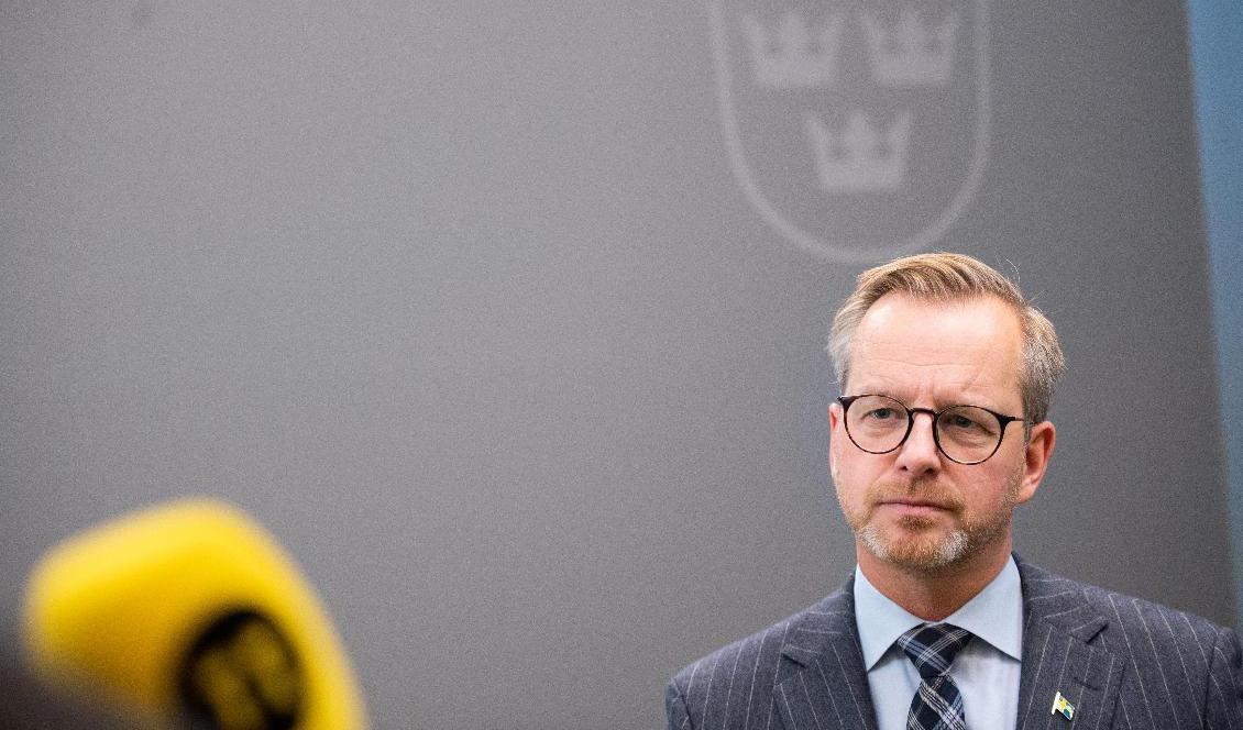 Inrikesminister Mikael Damberg talade under onsdagen med representanter från polisregion Stockholm och Mitt efter flera attacker i närtid som misstänks vara riktade mot polisen. Arkivbild. Foto: Amir Nabizadeh/TT