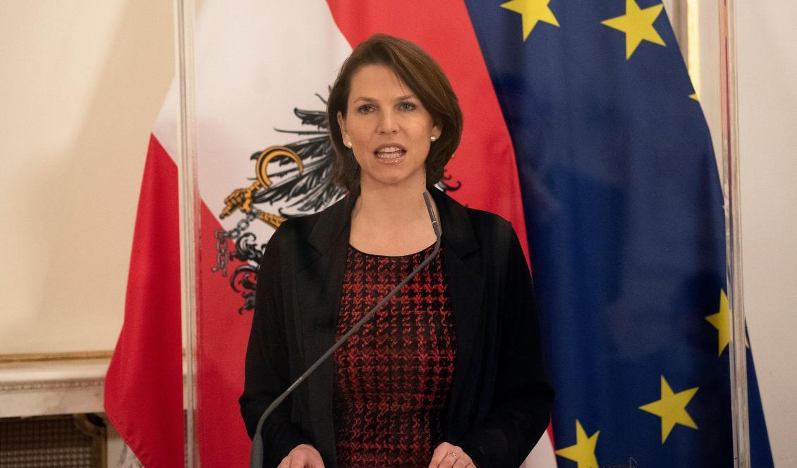 Österrikes förbundsminister för EU-frågor, Karoline Edtstadler, kräver att imamer registreras i hela Europa. Foto: Joe Klamar/AFP via Getty Images