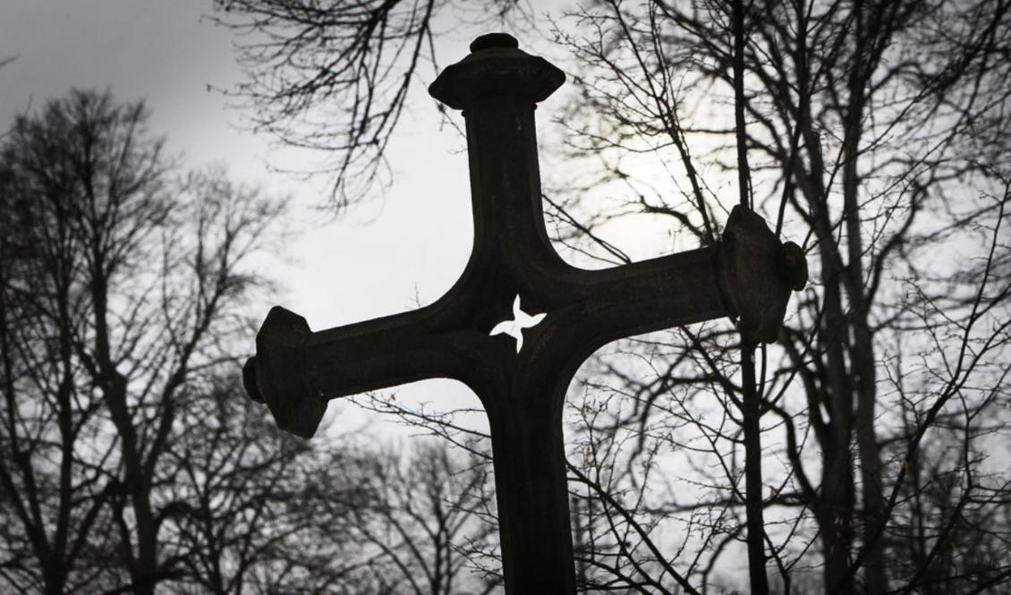 I onsdags upptäcktes att två gravsatta urnor försvunnit från en kyrkogård i sydöstra Skåne. Stölden kopplas samman med den senaste tidens metallstölder på kyrkogårdar i området. Arkivbild. Foto: Staffan Claesson/TT