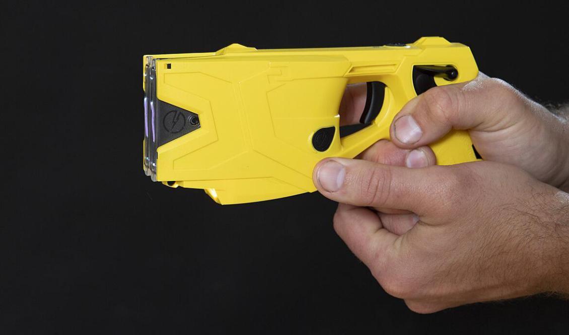 Polisen kommer att använda elchockvapen någon gång nästa år. Foto: Polisen