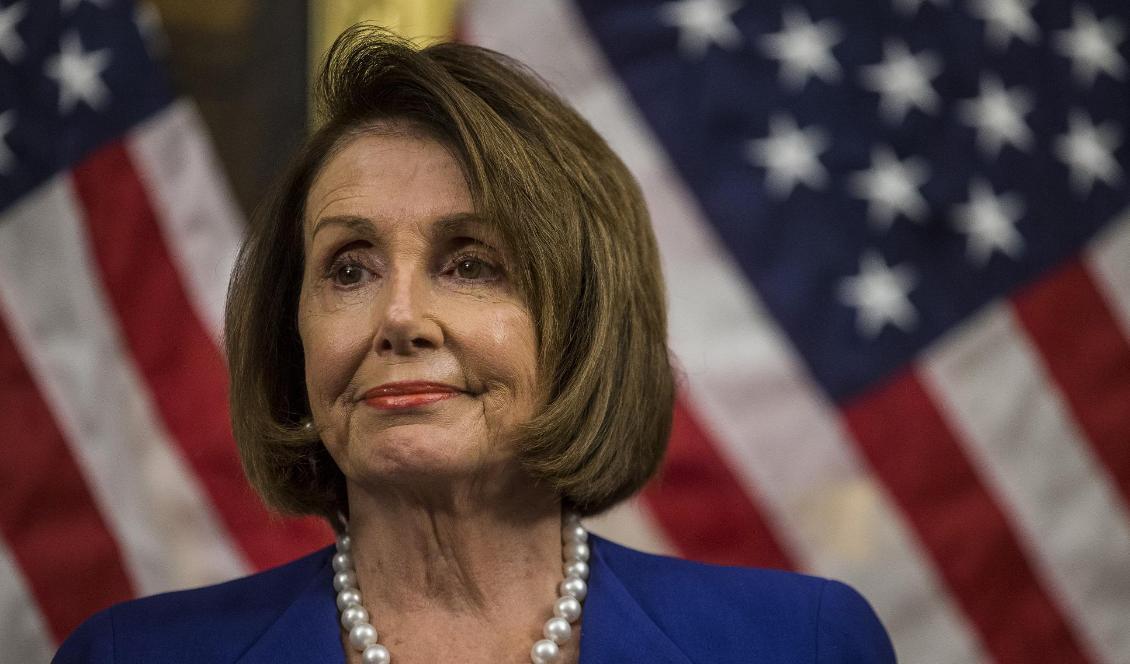 





Representanthusets talman och demokraten Nancy Pelosi uppmanar USA och världens ledare att bojkotta Olympiska spelen i Peking. Foto: Zach Gibson/Getty Images                                                                                                                                                                                                                                                                        