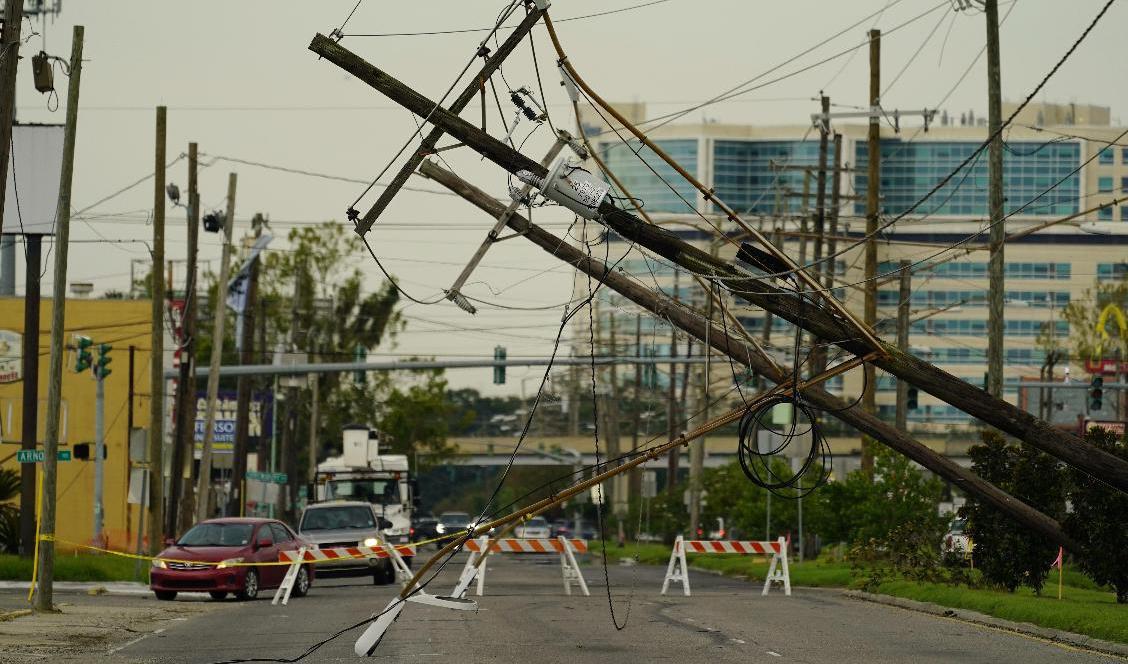 Stora delar av New Orleans är fortfarande utan el efter orkanen Idas framfart. Foto: Eric Gay/AP/TT