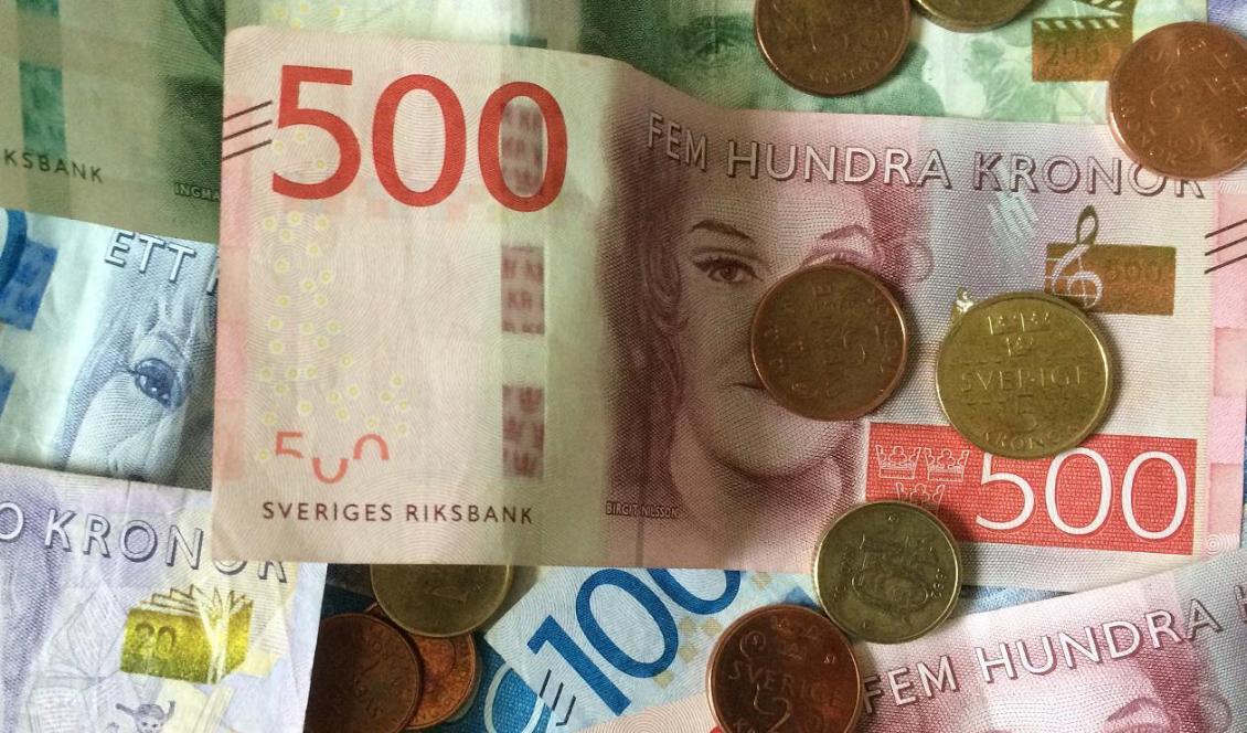Antalet som får utbetalningar från a-kassan har minskat. Foto: Tony Lingefors