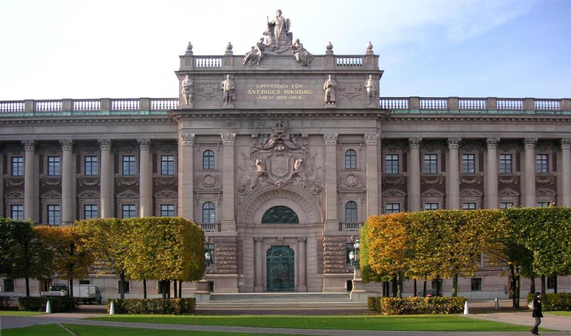  Är den nya myndigheten som bestämdes här  i riksdagshuset till "för folkets bästa eller maktens bästa? Foto: Holger Ellgaard CC BY-SA 3.0