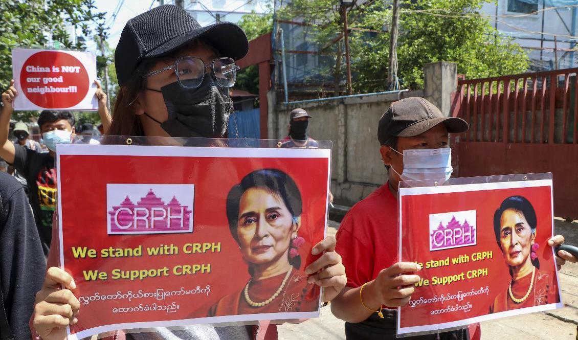 Foto Demonstration till stöd för Aung San Suu Kyi i Rangoon tidigare i år. AP/TT