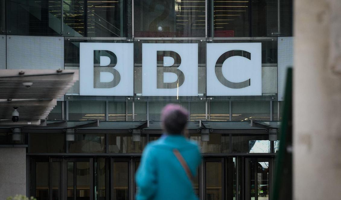 Det brittiska public service-bolaget BBC får inte längre sända nyheter på de tre språken pashto, persiska och dari i Afghanistan. Foto: Leon Neal/Getty Images