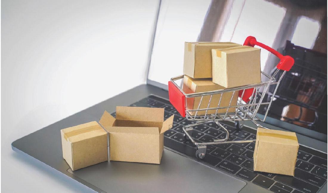 


E-handel underlättar livet på landet. Men för att kunna hämta ut paketen på lanthandeln krävs en giltig id-handling – som kan förnyas. Foto: Shutterstock                                                                                                                                    