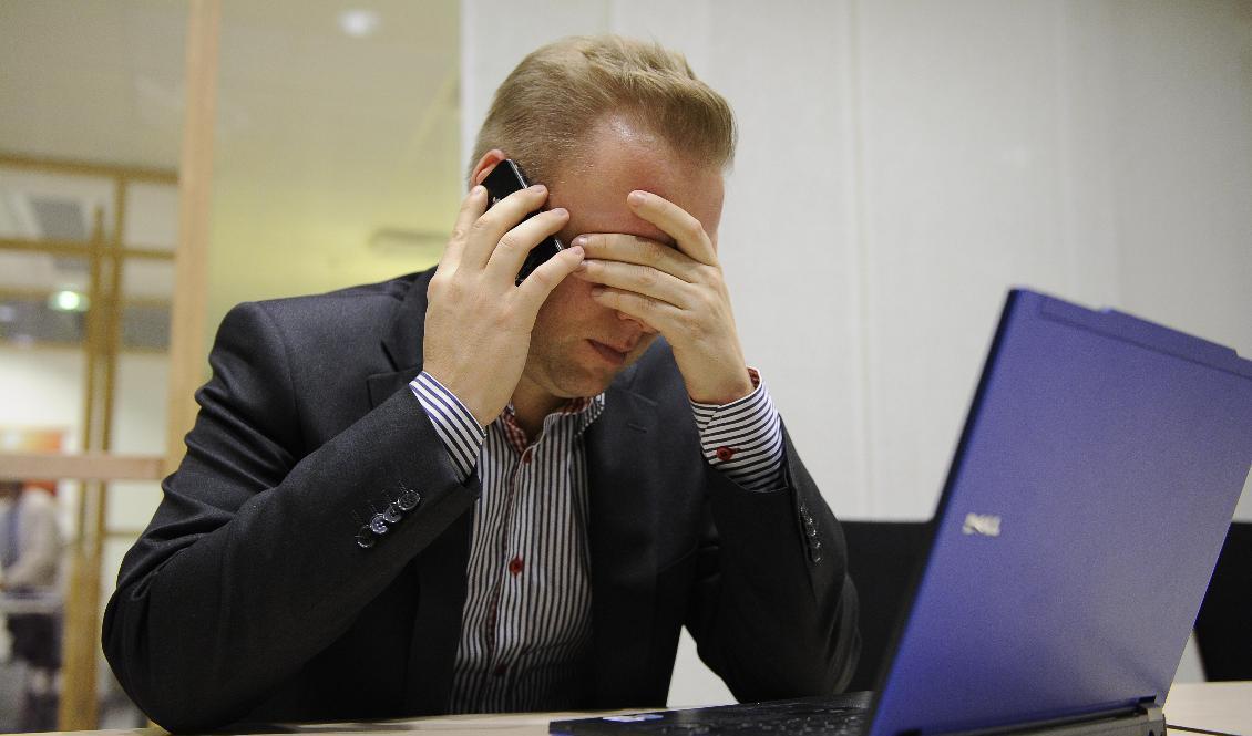 Över en timme i telefonkö till polisen. Arkivbild. Foto: Anders Wiklund/TT