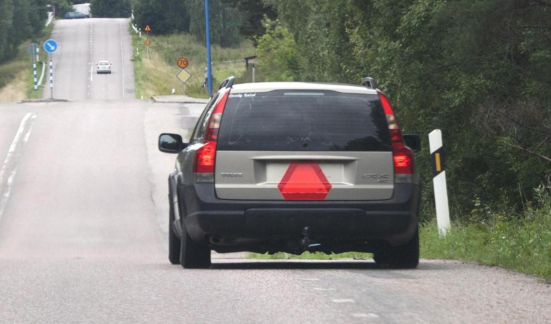 Antalet registrerade A-traktorer ligger nu på nära 50|000, visar siffror från Transportstyrelsen. Arkivbild. Foto: Fredrik Sandberg/TT