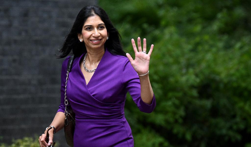 

Storbritanniens justitieminister Suella Braverman avskaffar mångfaldsutbildningen på sitt departement. Foto: Leon Neal/Getty Images                                                                                        