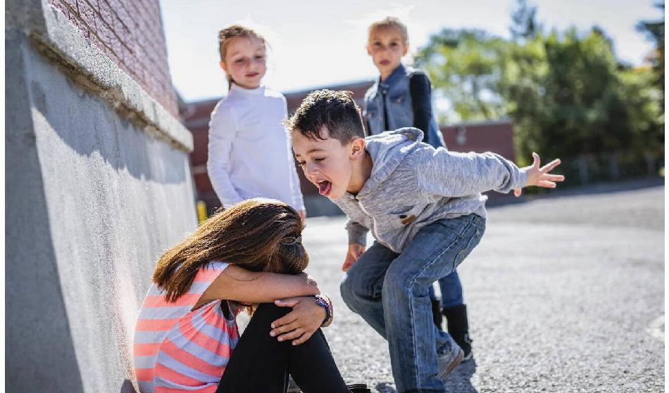 

Mobbning kan leda till fysiska skador, men det är de känslomässiga ärren som brukar vara mer förödande, särskilt när offren tar åt sig själsligt av misshandeln. Foto: Shutterstock                                                                                        