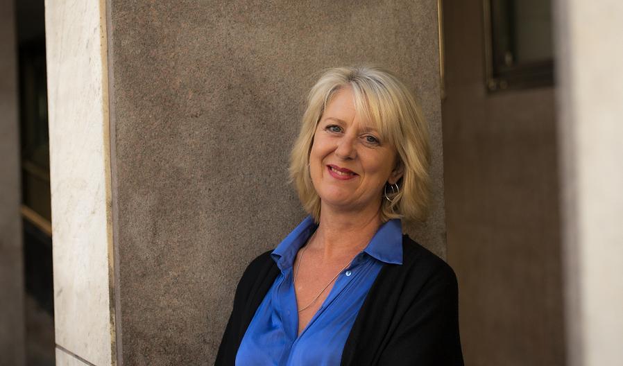 



Susanne Rydén vid Kungliga Musikaliska Akademien arbetar för att tillgängliggöra tonkonsten och för att unga ska kunna förkovra sig i musik. Foto: Kristina Strand Larsson                                                                                                                                                                                