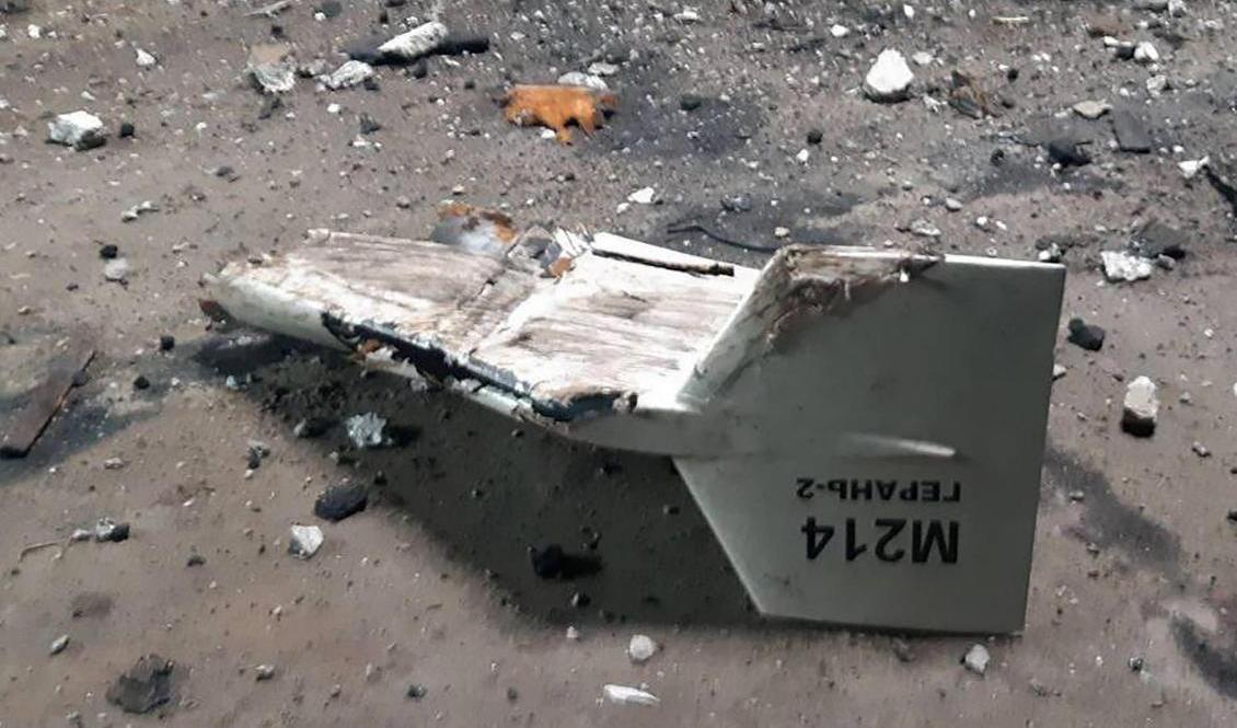 Resterna av en iranska drönare som Ukraina säger sig har skjutit ner nära Kupiansk i Ukraina. Bilden distribuerades av ukrainska militären i september. Foto: Ukrainska militären/AP/TT
