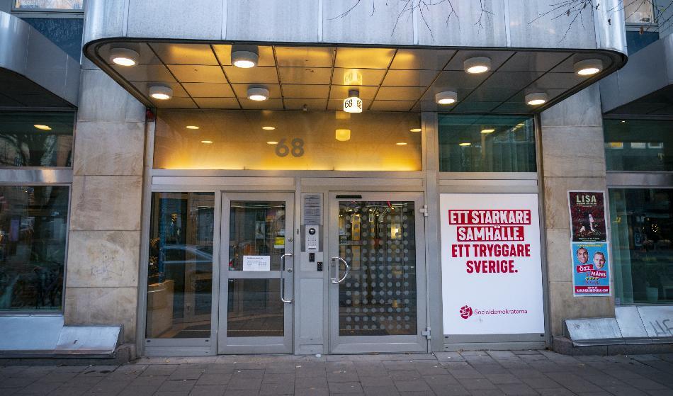 

Varför är många välkända socialdemokraters historiska stöd till bolsjevikerna och Lenin ett så pass förringat ämne i dagens historieundervisning? Sitter Sveriges beslutande makt på Sveavägen 68, frågar sig krönikören. Foto: Bilbo Lantto                                                                                        