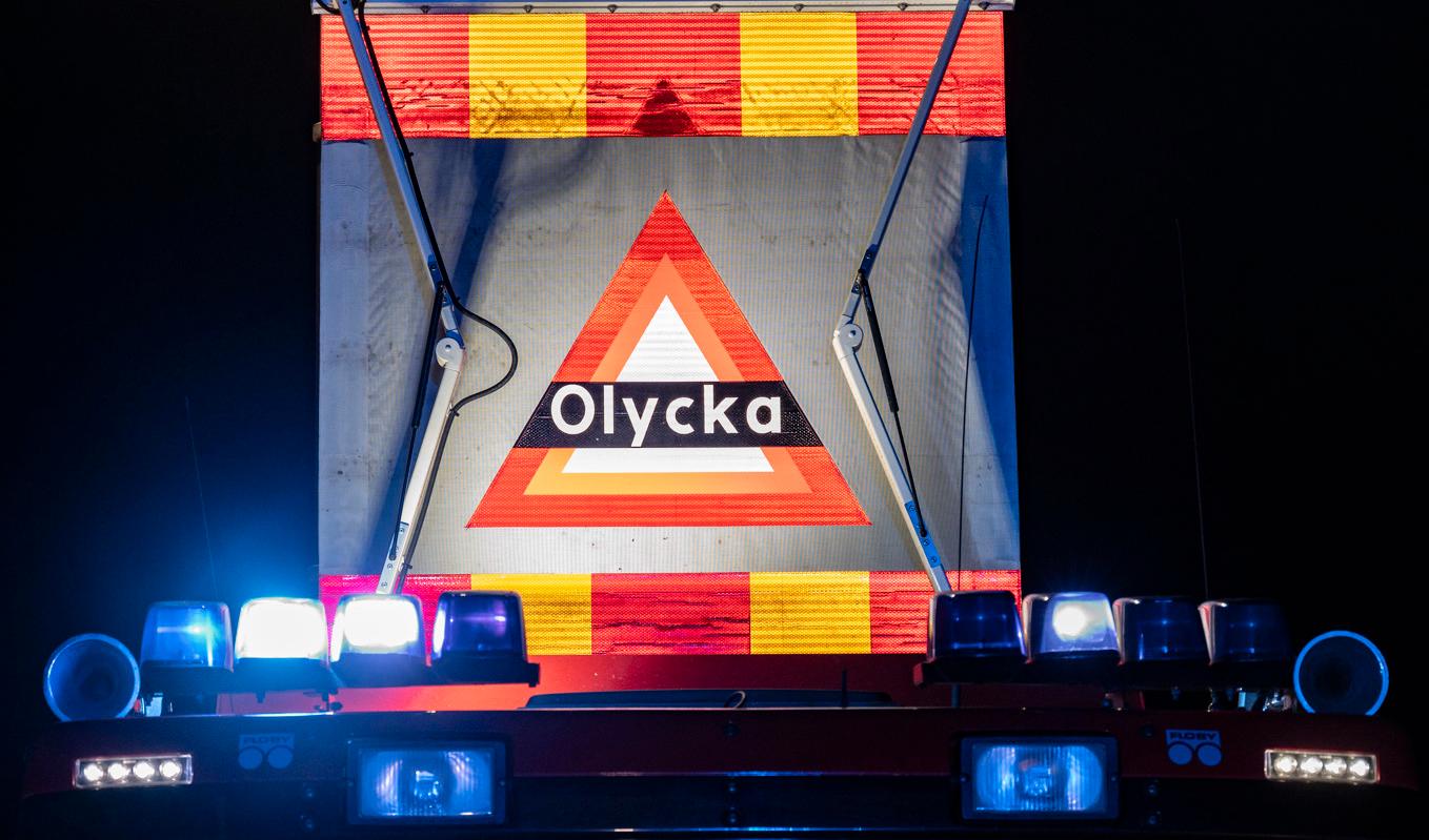SMHI har utfärdat en varning för ishalka i ett stort område med flera tungt trafikerade sträckor. Arkivbild. Foto: Johan Nilsson/TT