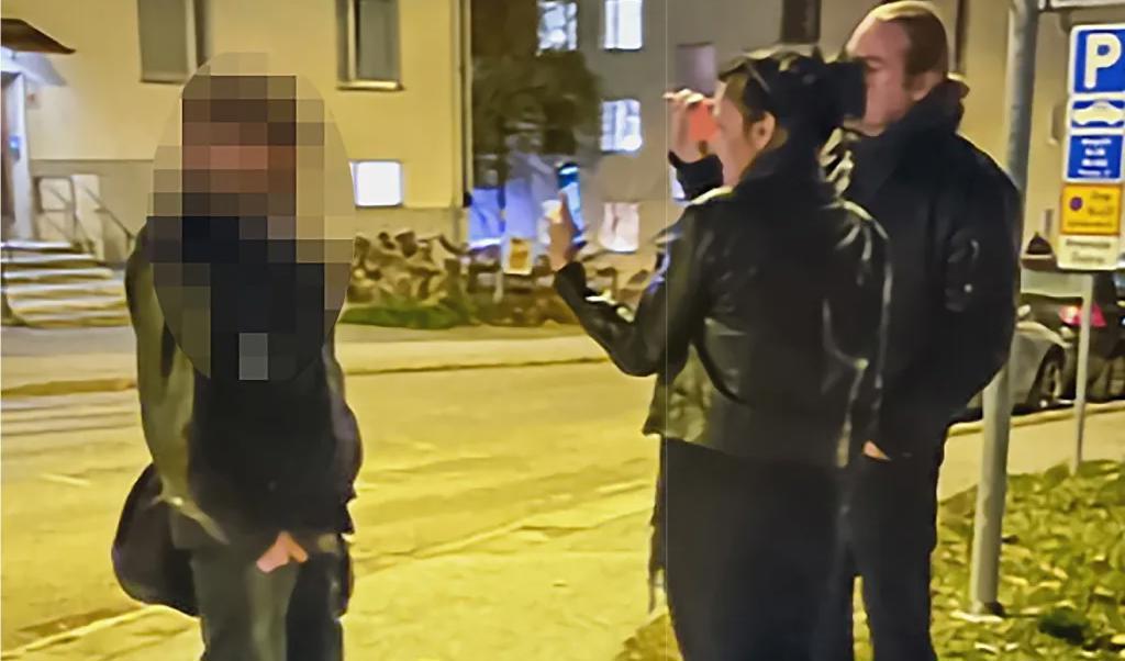Patrik Sjöberg och Sara Nilsson i Dumpen konfronterar en man som tror att han ska träffa en mamma med hennes treåriga dotter. Foto: Niklas Sundqvist